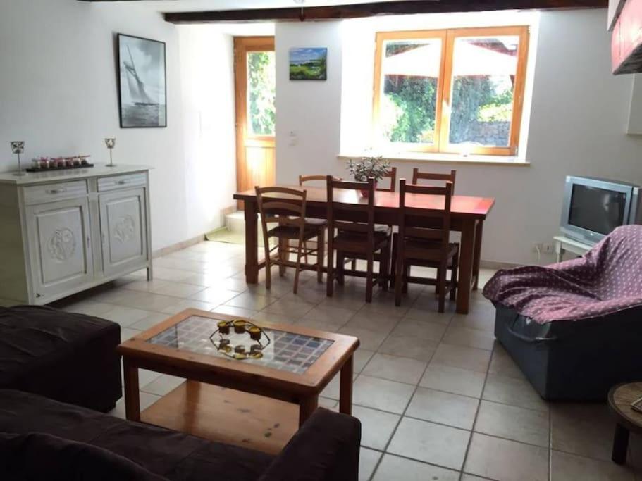Meuble Sur L'Ile De Tascon A 300 M De La Plage Saint-Armel Exterior foto
